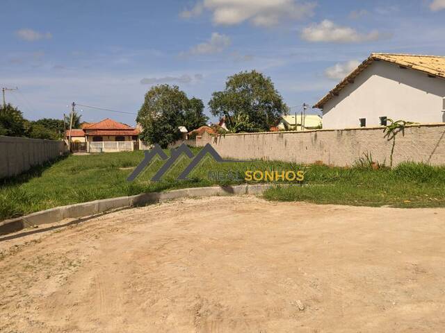 #RS53 - Terreno em condomínio para Venda em Araruama - RJ