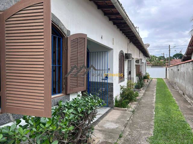 #RS315 - Casa para Venda em Araruama - RJ - 2
