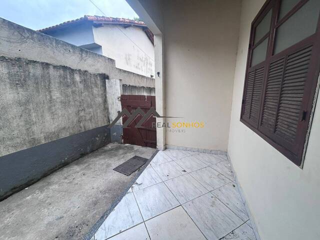 #RS327 - Casa para Locação em Araruama - RJ - 2