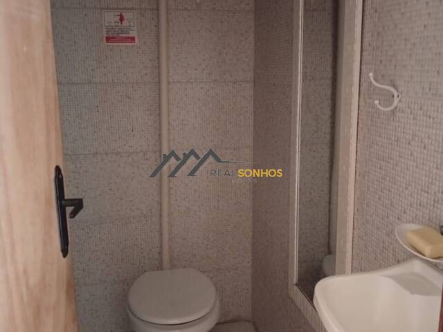Sala para Locação em Araruama - 5