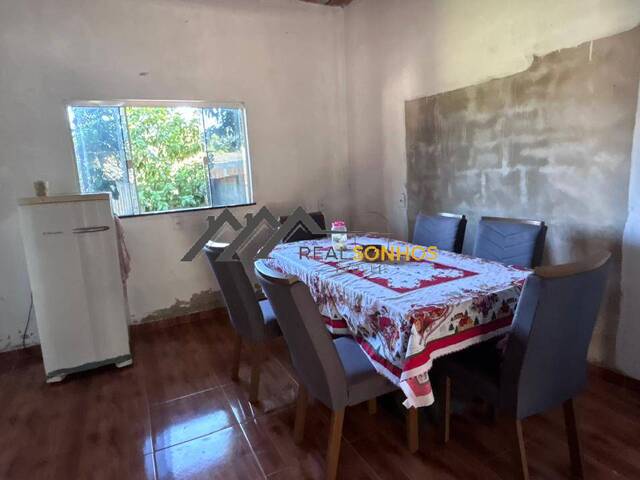 Casa para Venda em Araruama - 4