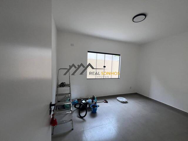 Casa para Locação em Araruama - 4