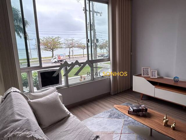 Apartamento para Venda em Araruama - 4